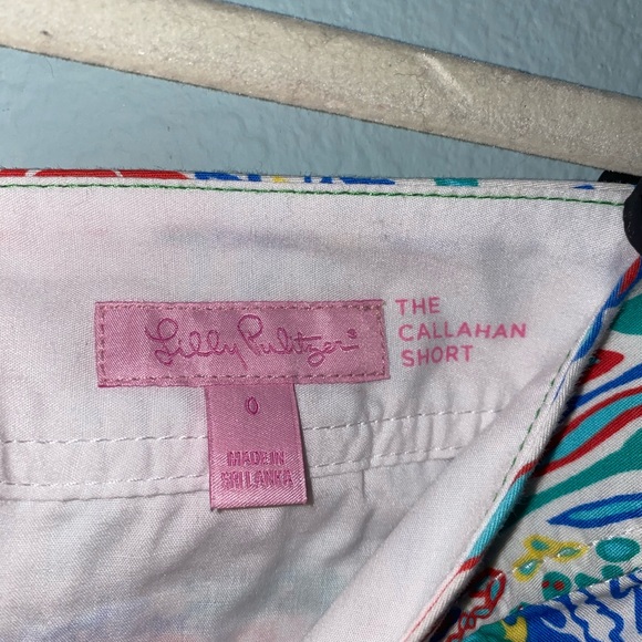 Lilly Pulitzer Callahan Shorts! - Picture 2 of 2